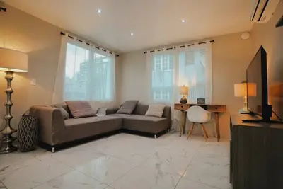 Image de Bear - Spacious Apt w large private terrace Cv2