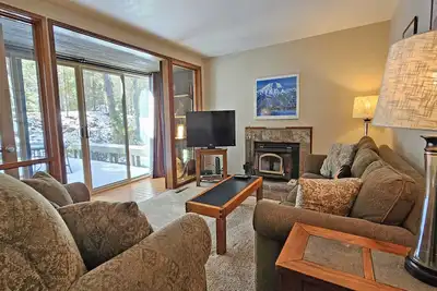 Image de 2 Mtn. View-Sunriver, Oregon: Bbq, WiFi, Sharc Aquatics, Tubing Hill, Mt. Bachelor, Golf, Deschutes River, Tennis, Bike Paths