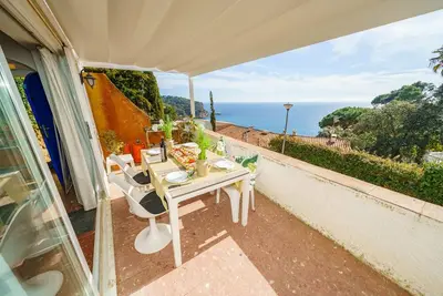 Image de Blue Horizon Lux, vue mer à Cala Canyelles et climatisation