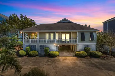 Image de Poppy's Beach House Oceanfront