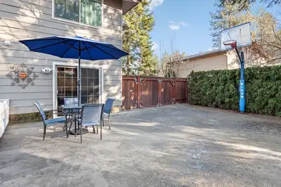 Image de Modern North Idaho Apartment | Great Location | 10 Min to Downtown