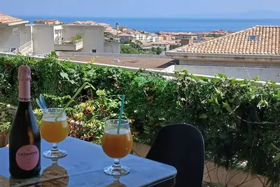 Image de Location grand T2 vue mer sur Ile Rousse