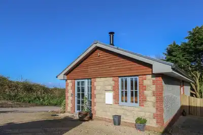 Image de The Pepper Pot Retreat, pet friendly, with hot tub in Niton