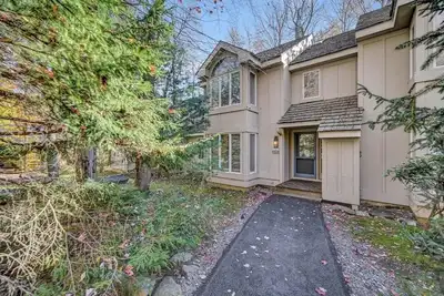 Image de Private country club townhome in Pocono Pines. 20 min from Ski Resorts, Casinos