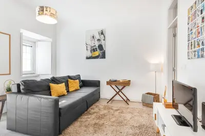 Image de 1bdr Cozy Flat in Heart of Lisbon by LovelyStay