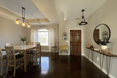 Image de peaceful 3 bedrooms home.
