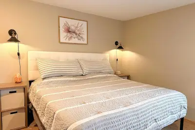 Image de Cozy condo with gorgeous views at Schweitzer Mtn Resort! 5-min walk to ski runs.