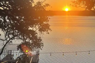 Image de LakeSide Reel Paradise Brownwood big family dock for fishing/close to state park