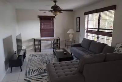 Image de Savings Galore. Now open for Seasonal In Jan-Feb min rent.