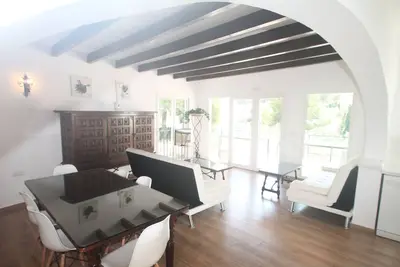 Image de Villa 'Las Mimosas' avec vue sur les montagnes, piscine privée et terrasse privée