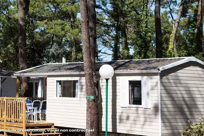 Image de Mobil Home Confort 28m² - 3 chambres - Petite terrasse + Tv 6 personnes