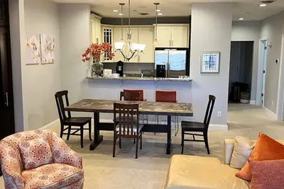 Image de The Ultimate Kid-Friendly 2br 2ba Condo in The Peninsula!