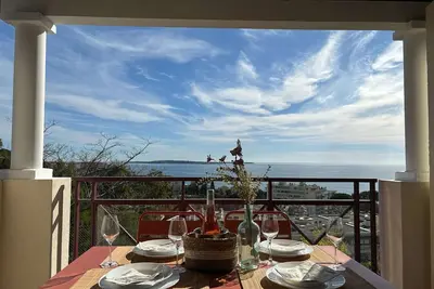 Image de Studio cabine 5 personnes avec piscine et parking à Cannes
