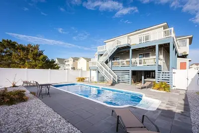 Image de Semi-Oceanfront 8 bed with Pool, Spa, Ocean Views!