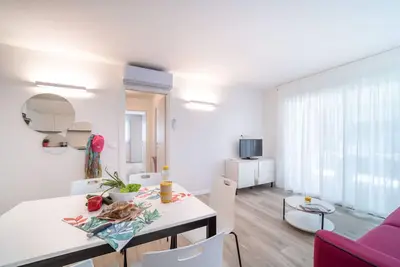 Image de Appartement spacieux dans un excellent emplacement