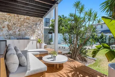 Image de Salty Haven - Beachside modern holiday home
