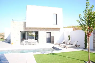 Image de Villa Contemporaine avec piscine à débordement