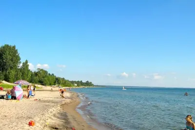 Image de 2 Bdrm Cabin - Balm Beach Views!