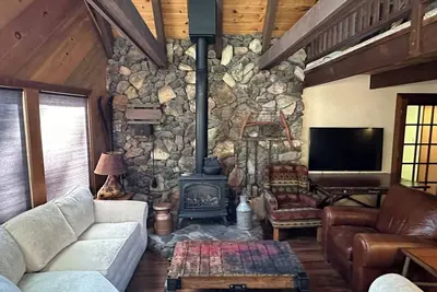 Image de Please Note For The 2025 Ski Season We Are Only Accepting 3 Month Rental Minimus