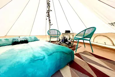 Image de Orchard Bell Tent Glamping Site for Event Venue Rental, near Fredericton, Nb