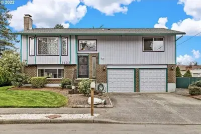 Image de Portland Charming, fully furnished, private, quiet and pets friendly Home.
