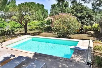 Image de Maison confortable Ă Rochefort-du-Gard