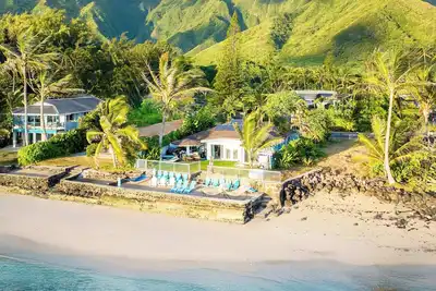 Image de AwardWinning|PrvtBeach|RitzCarlton|$20k90\"Tv|3Spas with Beachfront Jacuzzis, Gym