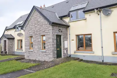 Image de Sea Breeze Holiday Home, family friendly in Enniscrone, County Sligo