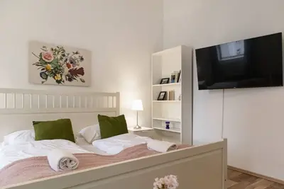 Image de Super Bright Apartment - Perfect for Longstays