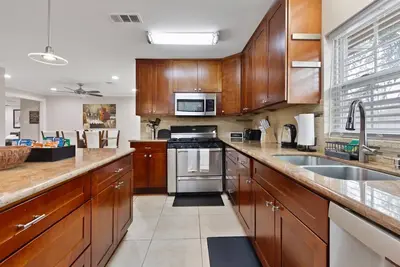 Image de Home Near Downtown/ Medical Center /Nrg /Galleria