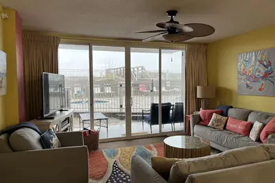 Image de Island Princess 106 - Ground Level with Beach Chair Service