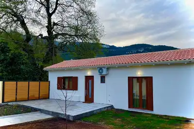 Image de Lefkada Family - Friendly House in a Garden - Parking space available