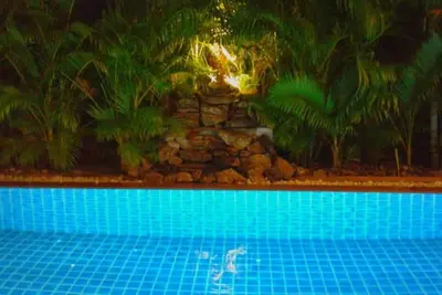 Image de Pool villa 3 chambres Nai Harn Rawai