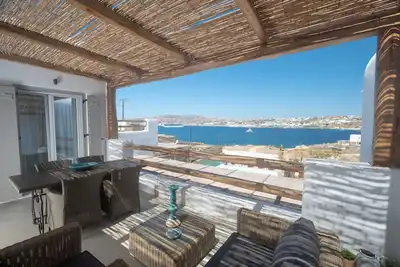 Image de One-Bedroom Apartment, access to Shared Swimming Pool, Sea View (3a Seaside)