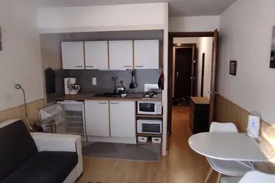 Image de Studio plein centre avec balcon idéal pour cures thermales