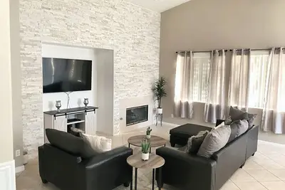 Image de Spacious Multi-Family Home! 5 Mins from Coachella Fest