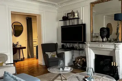 Image de Bel appartement dans le 6ème, proche de Montparnasse