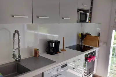 Image de Apartment agreable dans une résidence sécurisée. Prés d 'une  marina