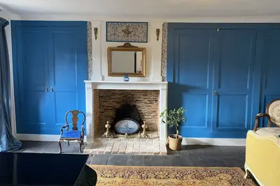 Image de Deluxe Family Room \nThis spacious room offers plenty of space for a family\/group
