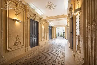 Image de le Pavillon Ponthieu - Champs-Élysées - Une maison à Paris - Air Conditionné