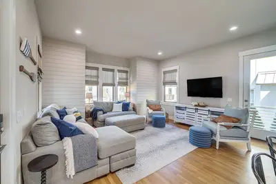 Image de Cozy Carlton Landing Home - Pools & Lake Access