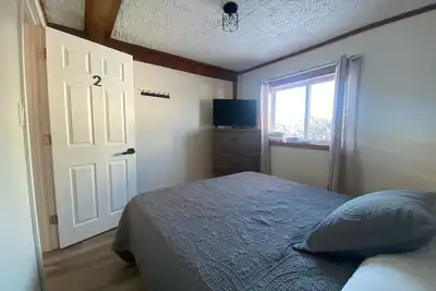 Image de Cozy Quincy: Comfortable stay near Hwy. 17.