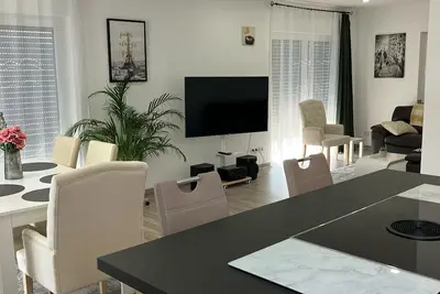 Image de 4 room apartment with own balcony Access near Ingolstadt and Bad Gögging