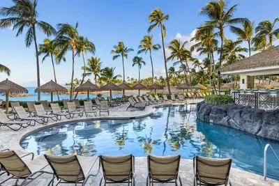 Image de Ko Olina Beach Tower - 2 Units, Sleeps 14 max. Perfect for Big Groups.