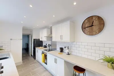 Image de Central 3-Bed Apartment - Free Parking