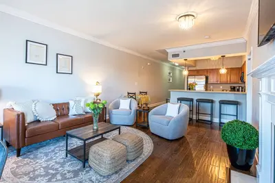 Image de SoKno Waterfront Condo~Mins to Downtown~ Sleeps 6