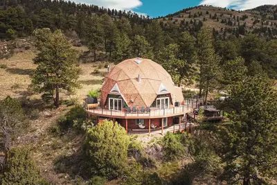 Image de Expansive Views! 4500SqFt Mountain Dome Near Denver w/ Sauna, Hot Tub, Huge Deck