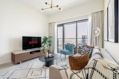Image de GuestReady - Design luxueux avec vue sur l'horizon