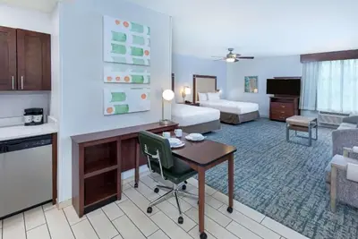 Image de 2 Family-Friendly Suites in Dunwoody: Free Breakfast & Pool Access