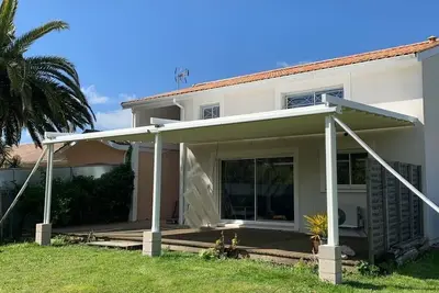 Image de Villa 8 pers proche des plages, 4 ch et 2 sdb, 2 terrasses, grand jardin calme